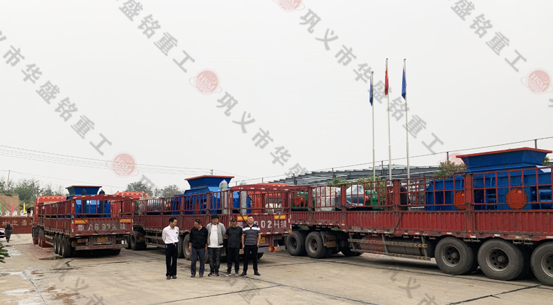 粗料石對輥破碎機(jī) 粗料石對輥破碎機(jī)