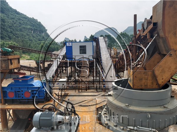 鵝卵石制砂機(jī)生產(chǎn)現(xiàn)場